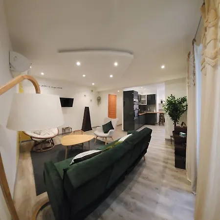 Avec Baignoire - Apartment