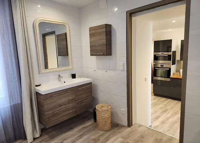 Avec Baignoire - Apartment